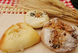 天然酵母のパン Andante Cantabileの写真